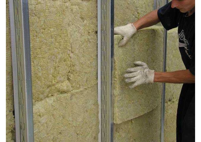 Rockwool Rockmin Plus 12cm Isolant laine de roche en PANNEAU semi.rigide RF ballot 4.88m²