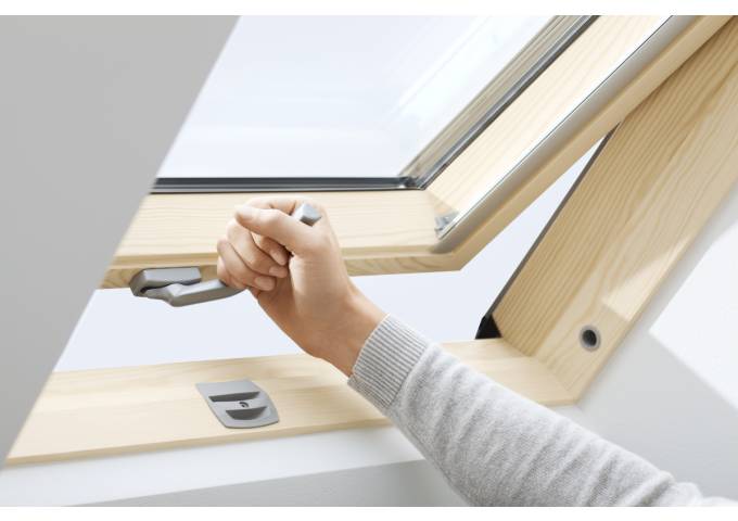 Fenêtre de toit Velux en bois 114x140cm GZL SK08 1051 pièce