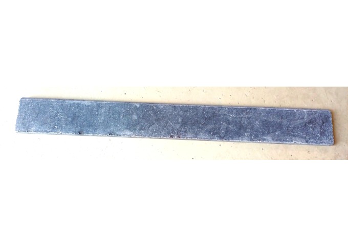 Plinthe GHOTIC 600x70x15mm pierre bleue Vietnam avec chanfrein 3mm pièce